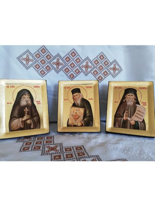 Oferta Icoane Sfintii Cleopa, Paisie, Sofian Icoane cu Sfinții Cleopa, Paisie și Sofian